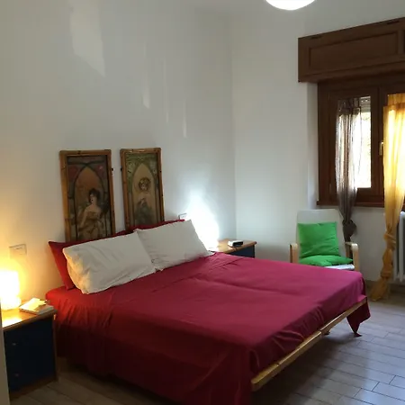 Shelisa B&B Bed & Breakfast 3*