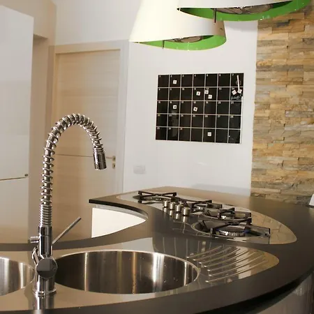 Shelisa B&B Bed & Breakfast Rom